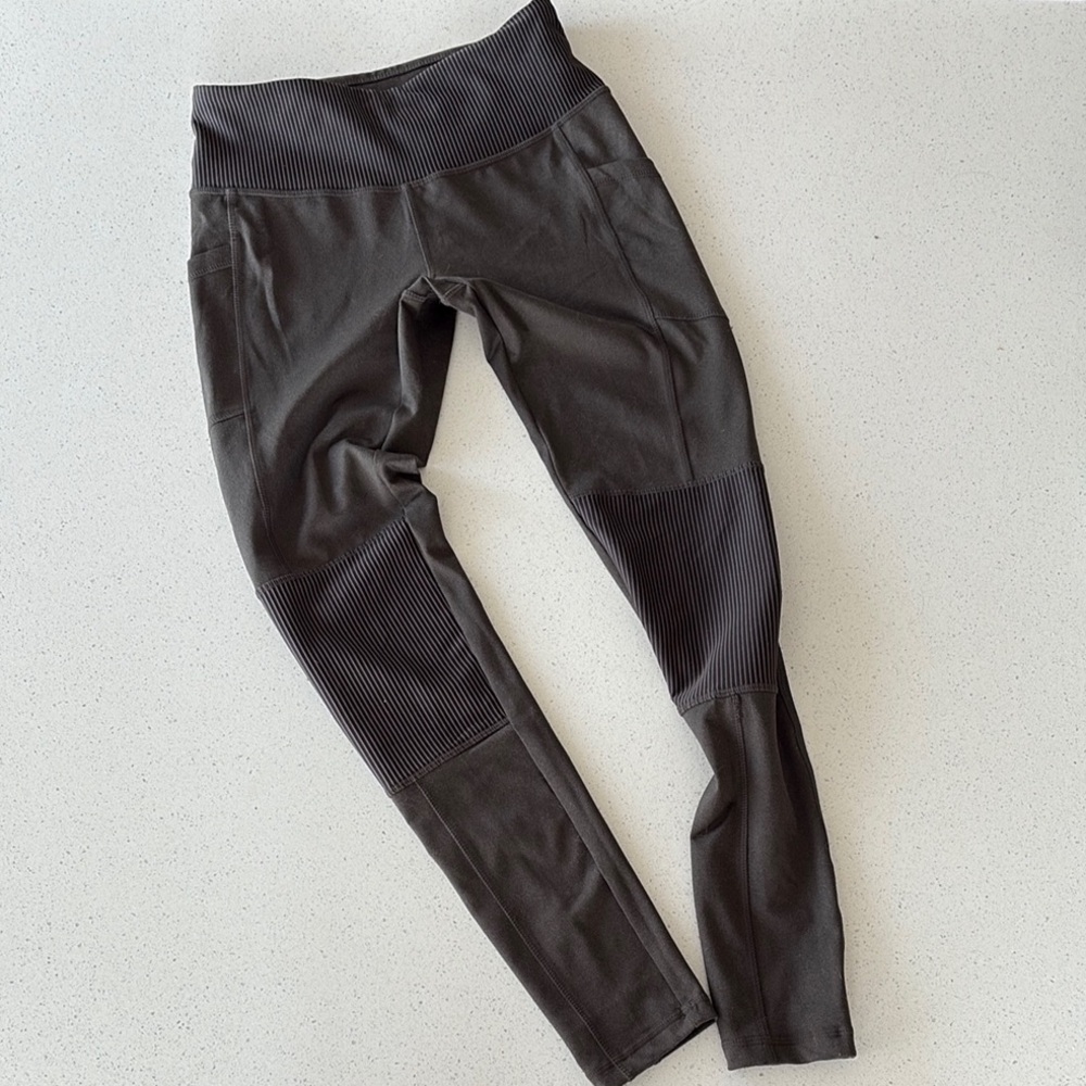 Joe Fresh Active Green Leggings